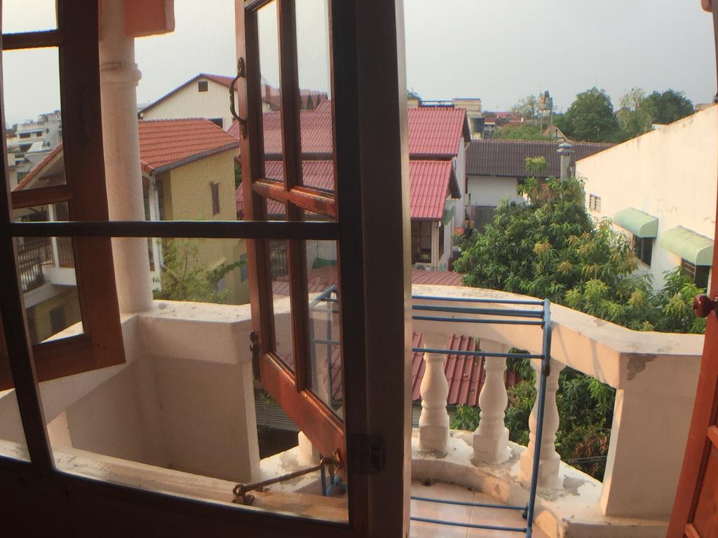 Hotel The Britannia Chiang Mai Esterno foto