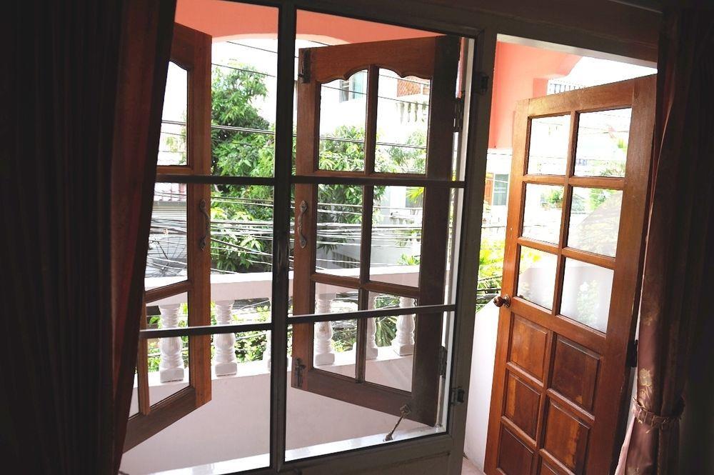 Hotel The Britannia Chiang Mai Esterno foto