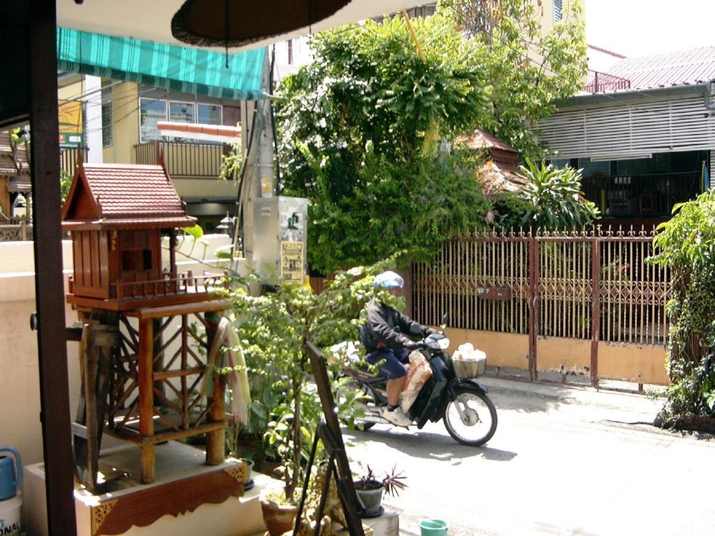 Hotel The Britannia Chiang Mai Esterno foto