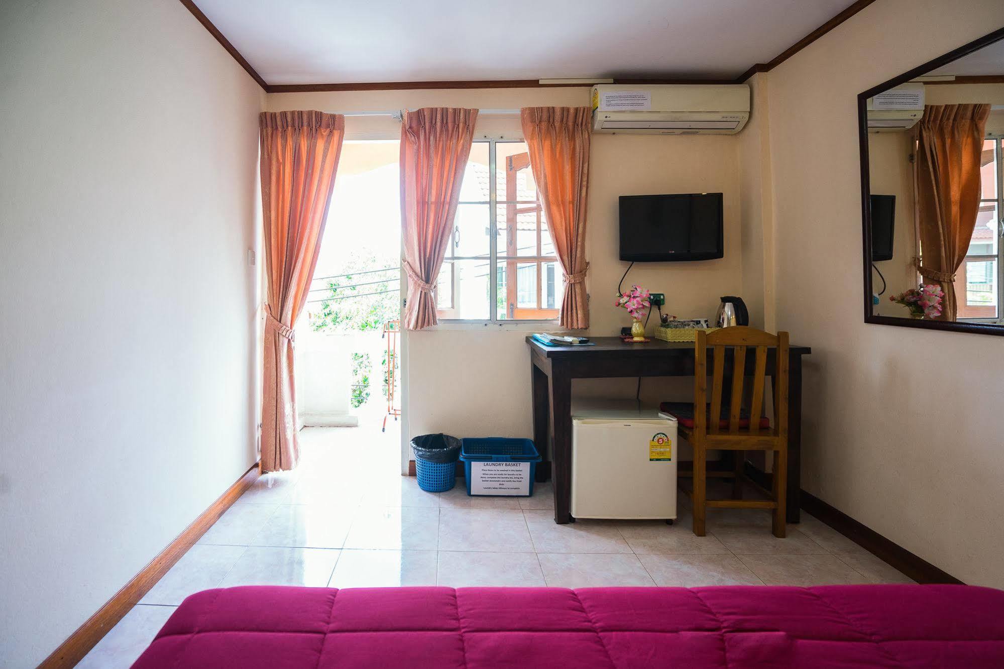 Hotel The Britannia Chiang Mai Esterno foto