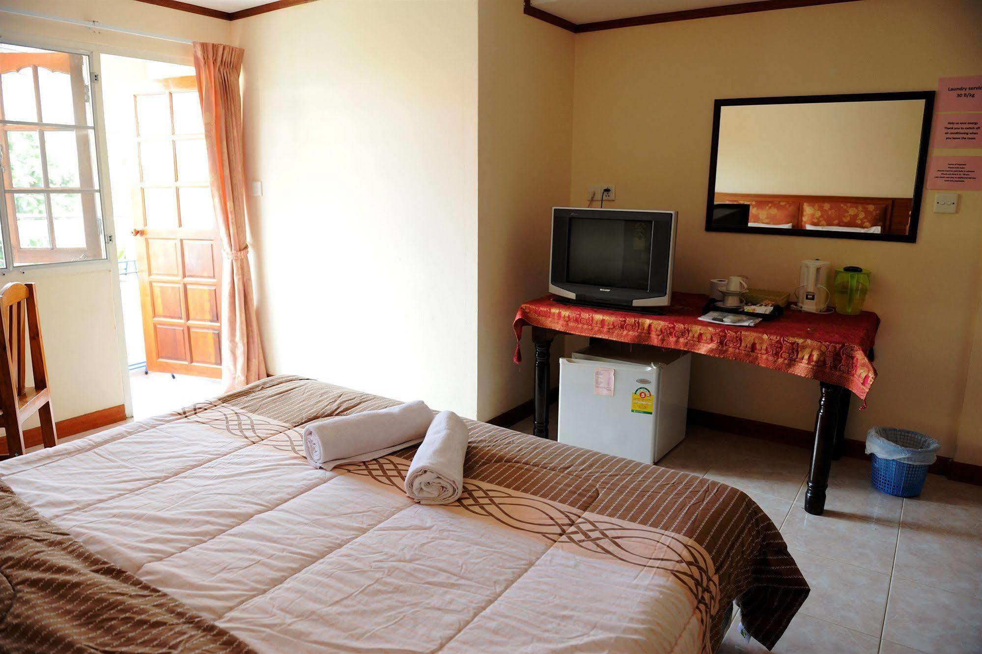 Hotel The Britannia Chiang Mai Esterno foto